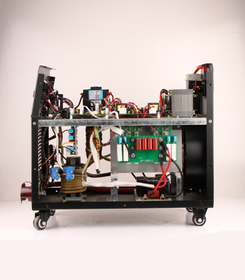 Τάξη μόνωσης F IGBT DC Δύο μονάδες Air Plasma Cutter CUT-100 για την κοπή μεταλλικών υλικών