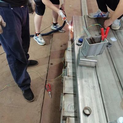1000W χειροκίνητη μηχανή συγκόλλησης λέιζερ ινών HB-W1000 για ανοξείδωτο χάλυβα και κράμα αλουμινίου