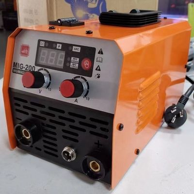 130Amp Μίνι φορητό DC Inverter MIG συγκόλληση μηχανή MIG 200 για εύκολο και βολικό